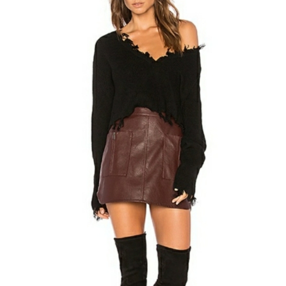BCBGMAXAZRIA Bordeaux Burgundy Skirt With Front Pockets and Zippers XSmall NWT - Picture 1 of 16